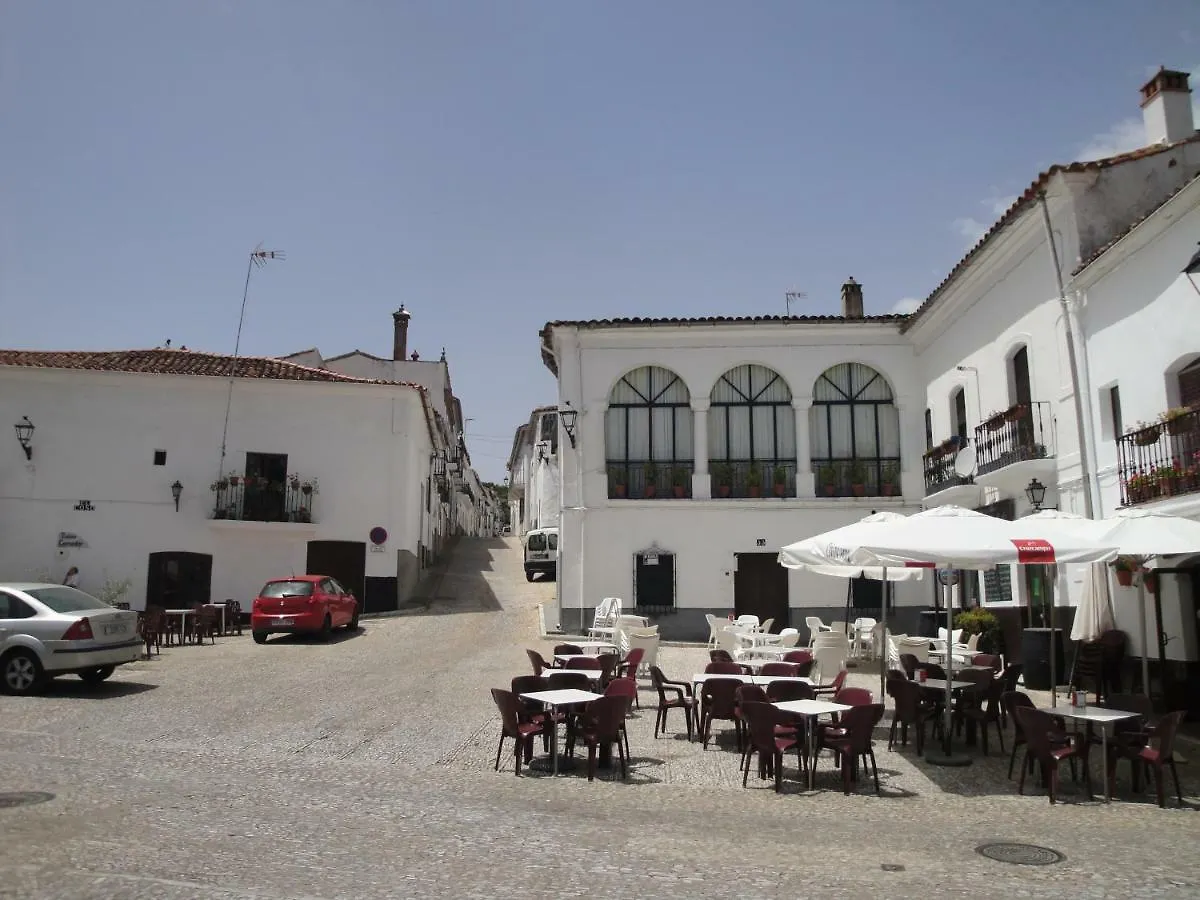 Alojamiento El Mirador Fuenteheridos